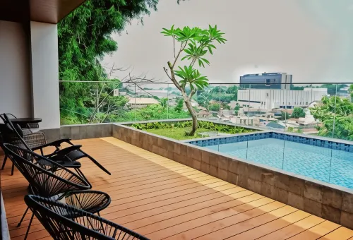 Patra Semarang Hotel & Convention - 4-Star