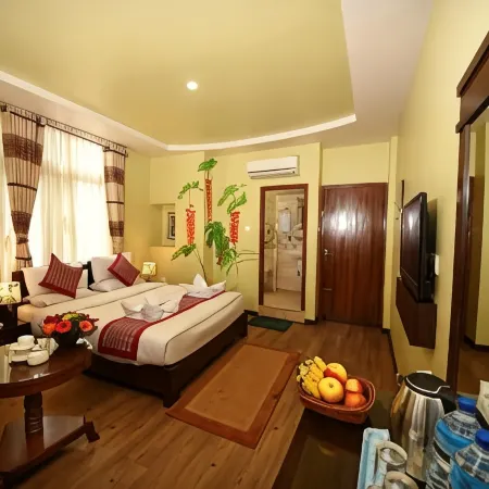 Hotel Osho Home Отели рядом с достопримечательностью «Катесимбу Ступа»