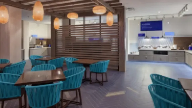 Holiday Inn Express & Suites ORLANDO AT SEAWORLD by IHG