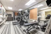 Candlewood Suites Lincoln فنادق في Stevens Creek
