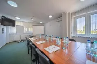 Hotel Gromada Poznań - Barer