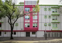 Hotel Estancias VIVE MX Cuauhtemoc, Trademark by Wyndham - 2-Star