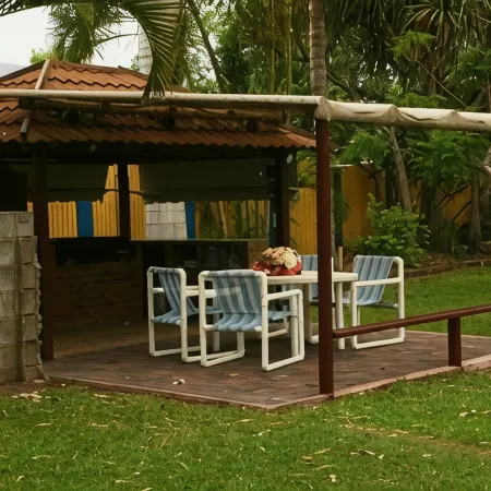 Sky View Units Bowen