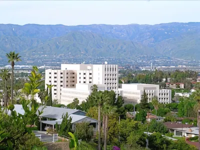 Holiday Inn Express & Suites Moreno Valley - Riverside Hotels near Palm Plaza