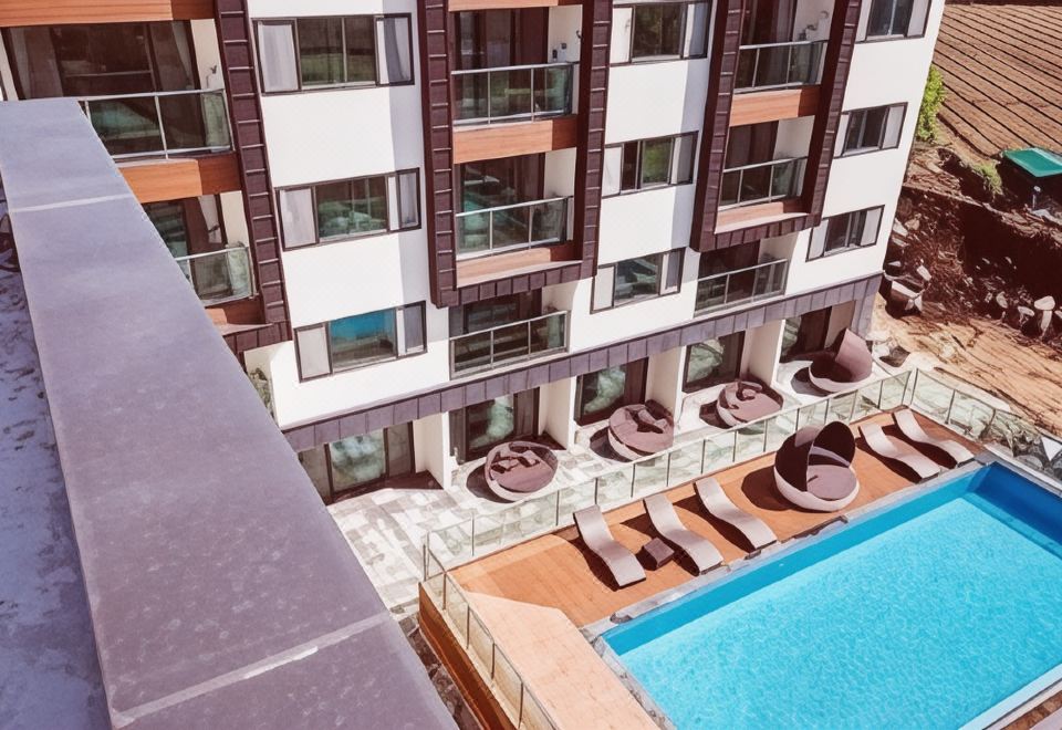 2. 샐리스 제주..