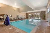 Best Western Plus Revere Inn  Suites Hotels in Intercourse