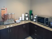 Microtel Inn & Suites by Wyndham Wheeling at the Highlands - Desayuno