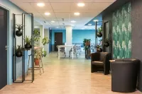 Sure Hotel by Best Western St-Amand-Les-Eaux 노르 호텔