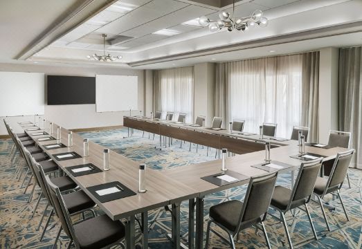 코트야드 메리어트 객실 내부