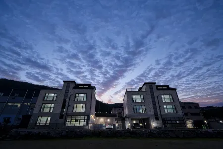 Konjiam Ire Pension Отели в г. Кванджу