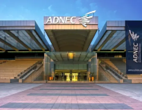 Pearl Rotana Capital Centre