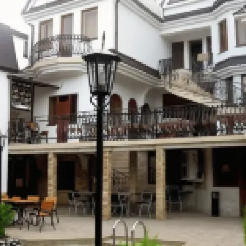 Andalusiya Hotel