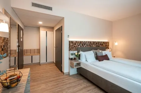 Weinhotel Wasem Отели в г. Штадеккен-Эльсхайм