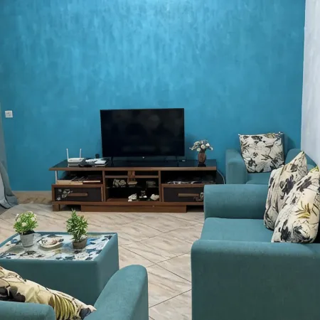 Cozy 2-bedroom apartment in welcoming Flic en Flac with WiFi, AC, close to beach