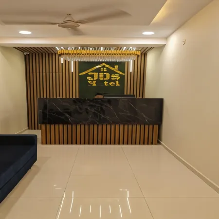 Hotel Jds Hotels in Vapi