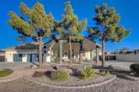 5 Themed BDs Luxury Estate w Pool, Spa & Game Room Close to Las Vegas Hotéis em 