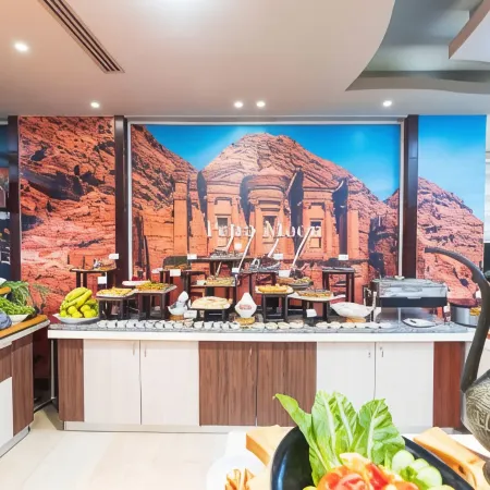 Petra Moon Hotel