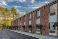 Days Inn by Wyndham Brunswick Bath Area Hotels in Brunswick