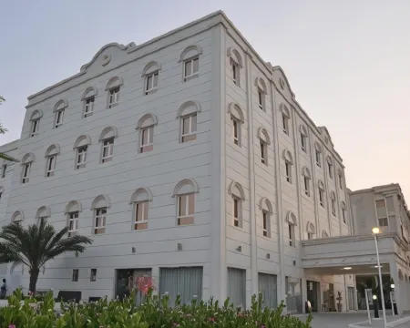 Royal Gardens Hotel Hotels in Sohar