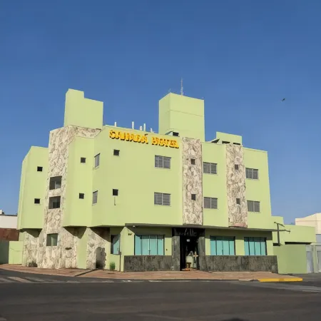 Canadá Hotel