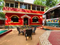 Green Hill Resort - 3-Star