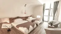 Delingha eight petal Gesang B&B