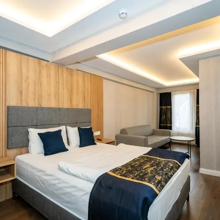 Hotel Martin Отели рядом с достопримечательностью «Улица Невизаде»