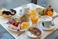 Eastlodge Lyon Est Eurexpo - petit déjeuner