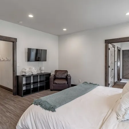 Modern New 3Br Family Home Near University of Idaho