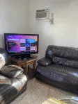 Comfortable  nice big studio. With full kitchen - โฮมสเตย์