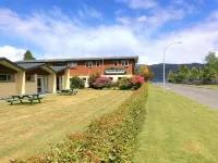 Alpine View Motel Hotels in 