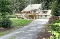 Come and enjoy our Cozy Coastal Cabin