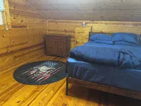 Waterfront Tiny Fishing Cabin -30 minutes from Chattanooga