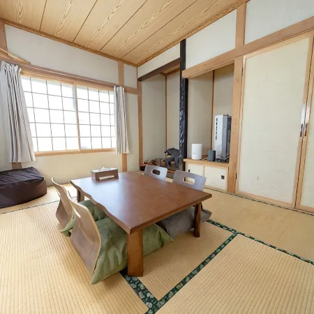 FURANO RETREAT