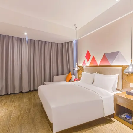 Borrman Hotel (Hezhou Lingfeng Plaza)
