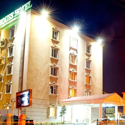 White House Hotel Отели рядом с достопримечательностью «Ulaanbaatar City Centre»