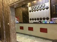 Home Inn Huayi Hotel (Heihe Central Pedestrian Street) - 2 étoiles