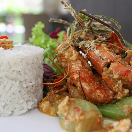 Primera Hotel Seminyak Отели рядом с достопримечательностью «Пляж Дабл-Сикс»