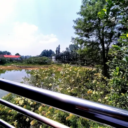 Hotel Gvs Residency