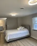Brand New Water Front Living Island Paradise