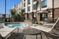 SpringHill Suites Bakersfield - Pools