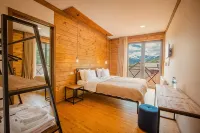Chalet Mestia - balcony