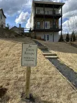 Brand New Spacious 5-bedroom house in awesome Downtown Blue Ridge.