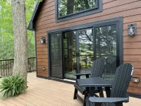 Luxury Treehouse with Large Deck - Homestays