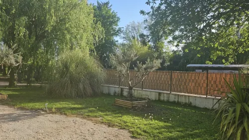 Gîte à la Campagne Dans un Parc Arboré Avec Piscine