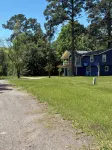 Cozy Nest 3-bedroom house in Coldspring with WiFi and AC - Wifi