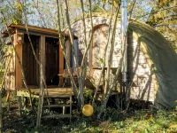 Logements Nature et Soins Pour se Ressourcer Hôtels à : Cazals