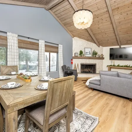 Snowy Pines Cabin