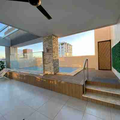 3-bedroom apartment in delightful Santo Domingo with pool,WiFi, fitness room Fitness & Recreational Facilities
