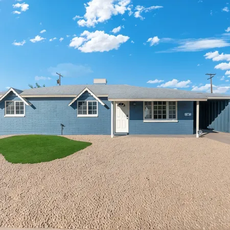 Spacious Home Near Tempe's Great Venues, Sleeps 10